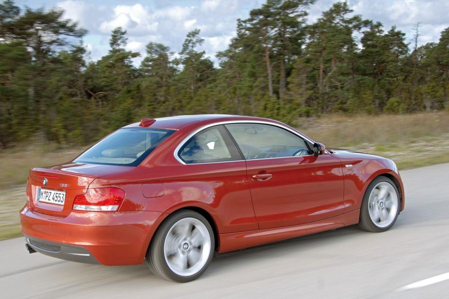  BMW 135i 2010 года  (фото 2 из 62)
